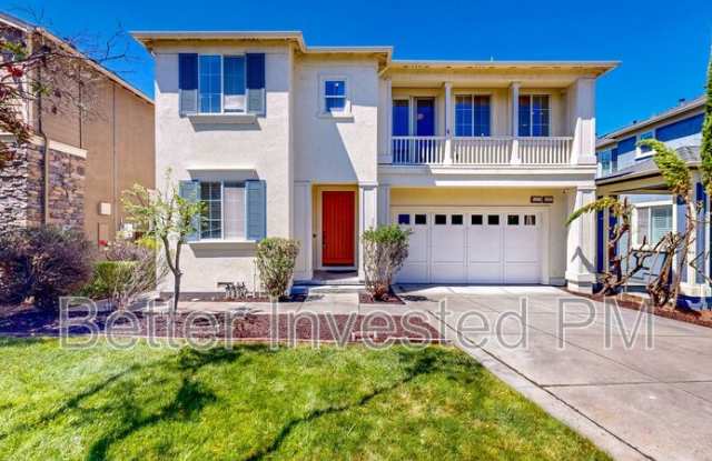 1221 Castellana Ln