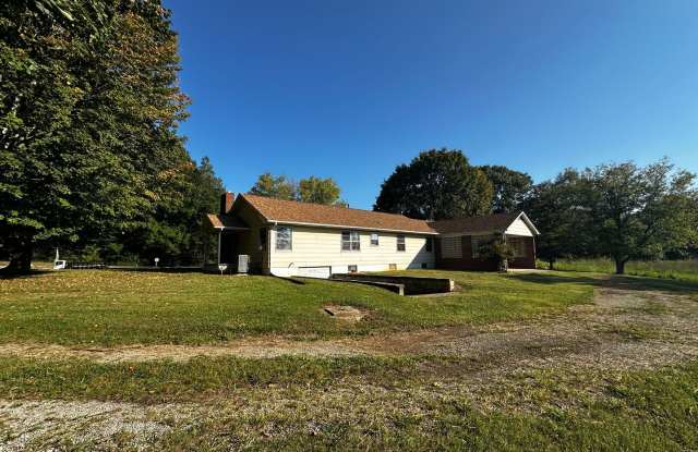 **Move-In Special !! 3 bed/ 2 bath rancher for rent. Hamblen/Jefferson County line.