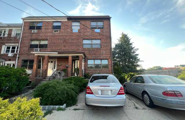 35 SUNSET AVE