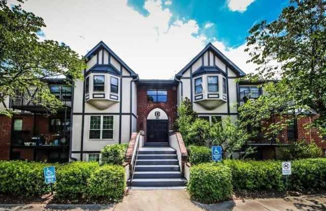 Photo of Foxcroft Condominiums Assn Inc