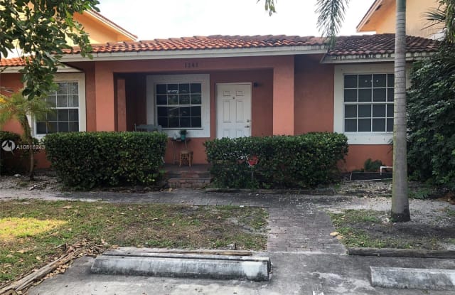 1242 NE 2nd Ave - 1242 Northeast 2nd Avenue, Fort Lauderdale, FL 33304