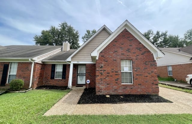 5541 Oak Branch Circle South - 5541 Oak Branch Circle South, Shelby County, TN 38135