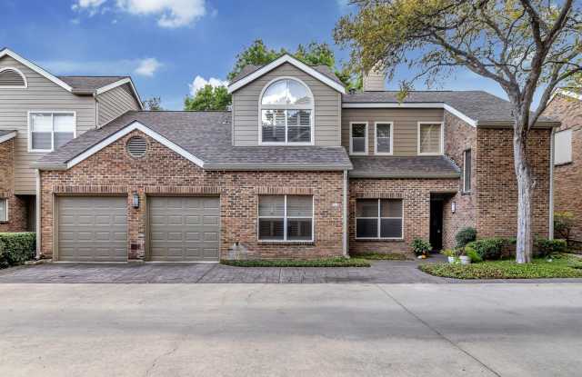 Photo of LUXURY 3-BEDROOM TOWNHOME IN ALAMO HEIGHTS