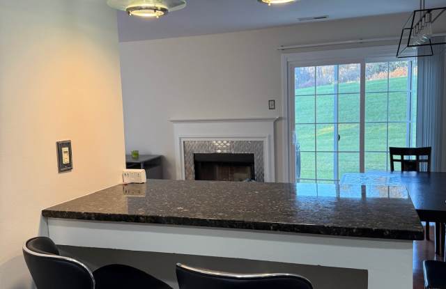 481 Stoneglen Street