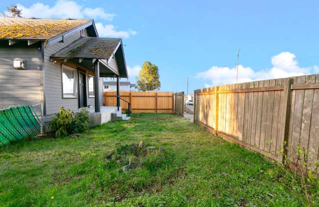 3331 South Alaska Street - 1