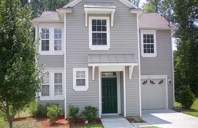 2533 Quarry Ridge Ln - 2533 Quarry Ridge Lane, Raleigh, NC 27610