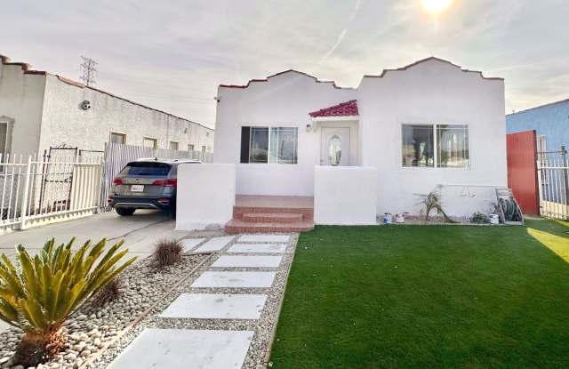 Photo of Charming 4BR House in Los Angeles