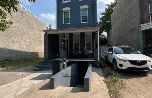 1706 W Allegheny Ave
