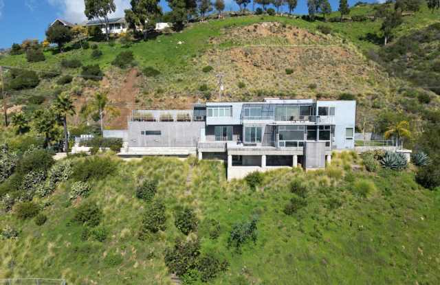 Photo of Modern Masterful Creation 4b 4b with most impressive views in Malibu