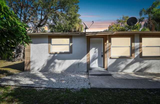 Photo of 2135 W SAINT CONRAD STREET