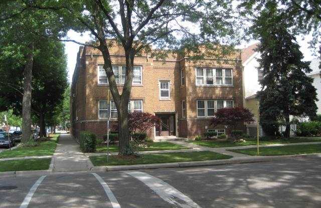 4021 W Berteau Ave - 4021 West Berteau Avenue, Chicago, IL 60641