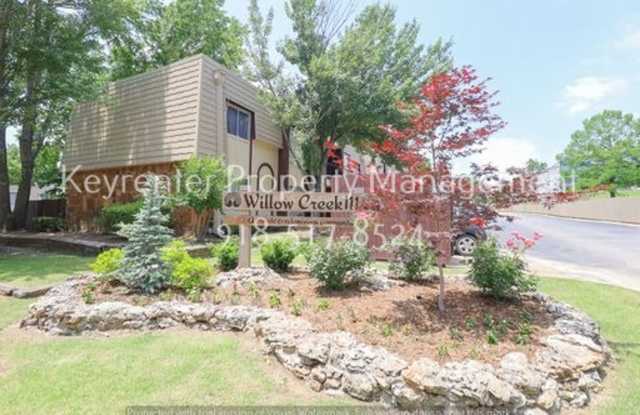 2 Bed | 1 Bath Condo in Central Tulsa!