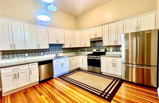 4 E Main Street unit: 3A