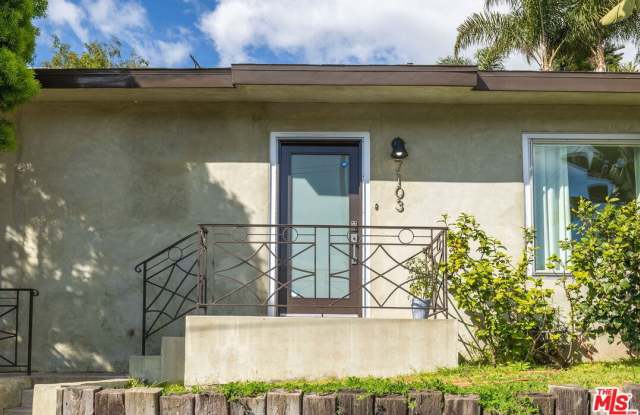 7103 EARLDOM AVE - 7103 Earldom Avenue, Los Angeles, CA 90293