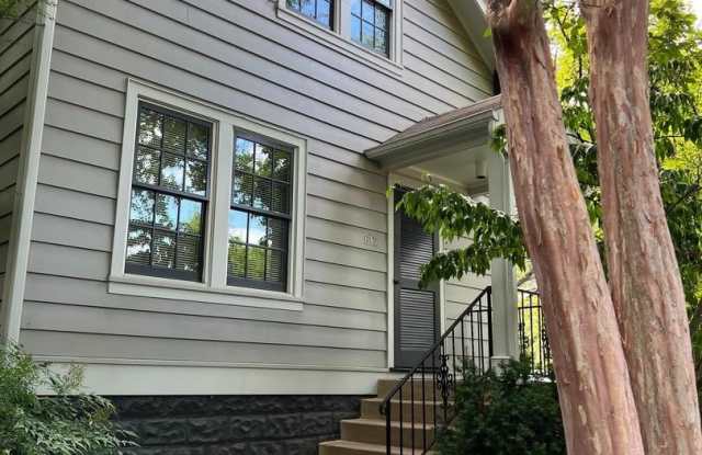 Photo of 612 N EDGEWOOD ST