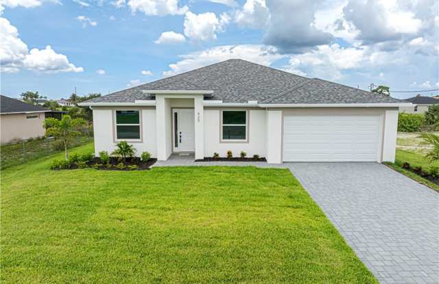 Photo of 420 Northwest 18th Place