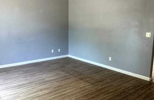 5619 East Pitt Avenue