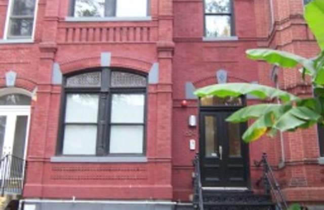 Photo of 2BR/2BA Apartment - Logan Circle with private patio