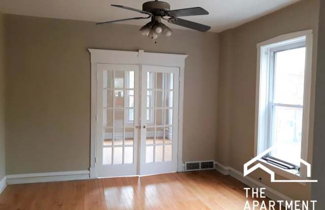 2857 North Damen Ave.