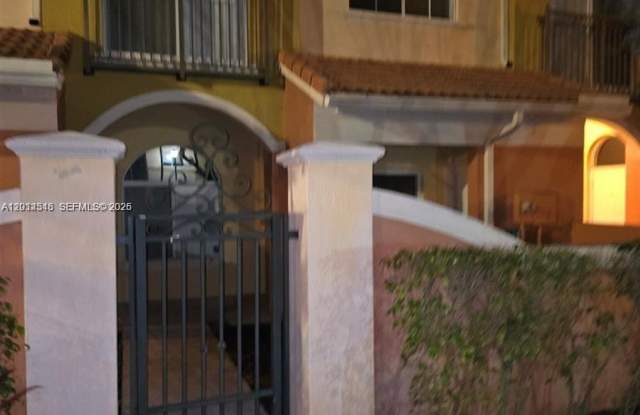 1304 N Santa Catalina Cir