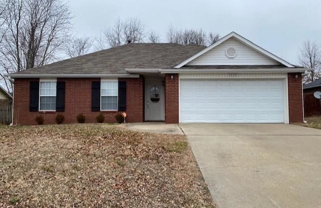 4260 Beaver  LN - 4260 West Beaver Lane, Fayetteville, AR 72704