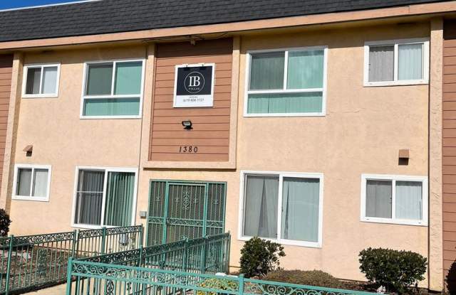 IB VILLAS II