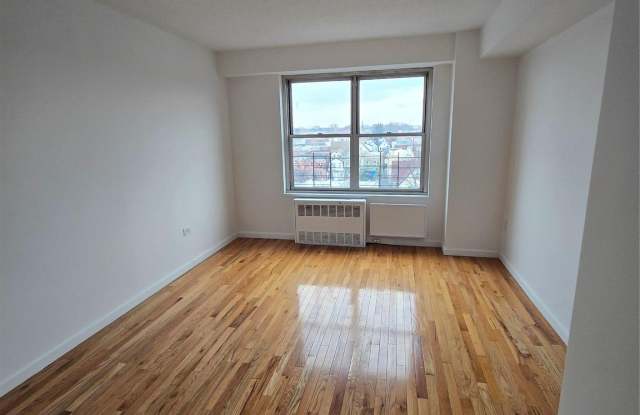 3412 113th Street unit: 7L