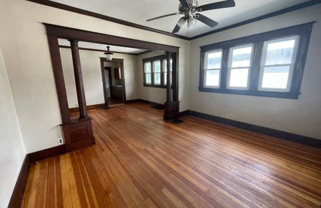 Photo of 3 Bedroom House