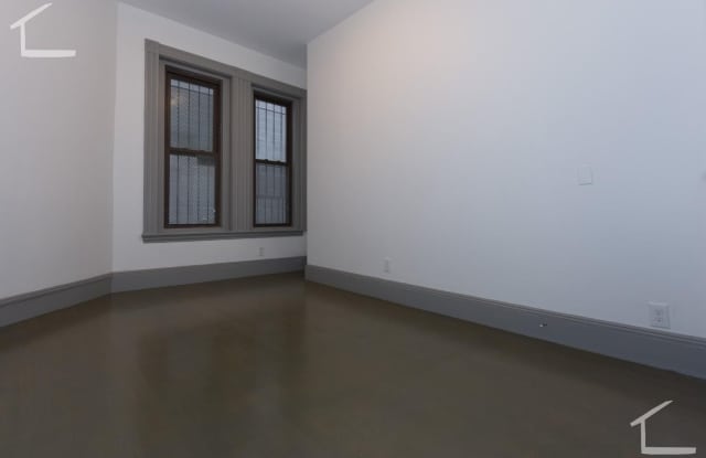 Beautiful luxury 2 bed near the Prudential Center and Berklee!