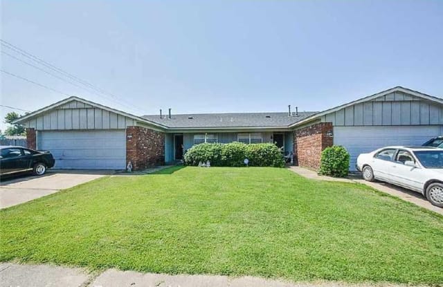 9922 E 21st Pl - 9922 East 21st Place, Tulsa, OK 74129