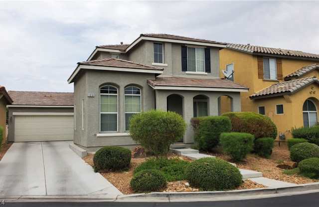 1018 Garnet Ridge