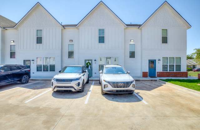 1676 North Leverett Avenue