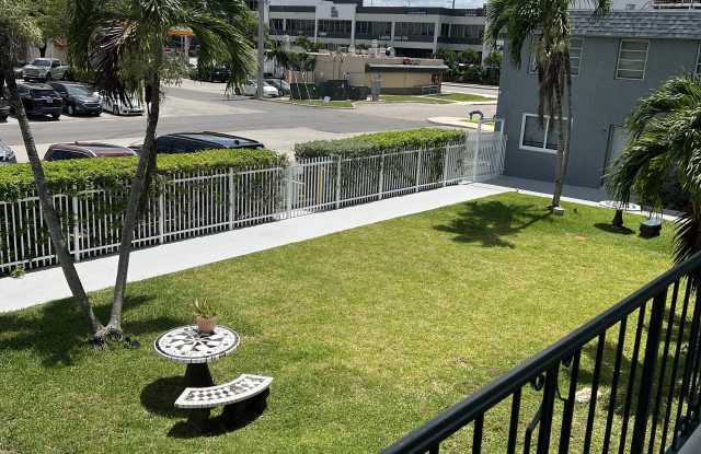 Aurora Apts