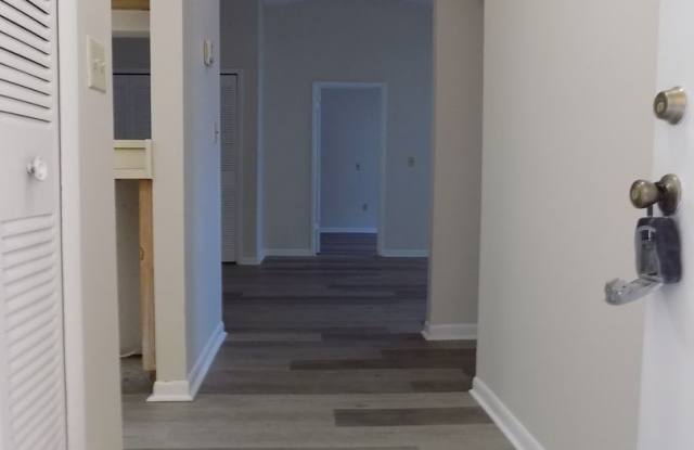 2 Bedroom 2 Bathroom Condo For Rent at 5220 Via Hacienda Circle Unit A-209 Orlando, Fl. 32839