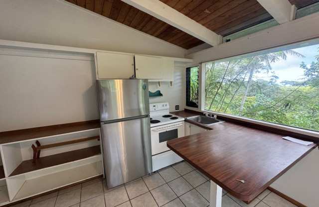Rustic Haiku 1 bedroom 1 bath unit