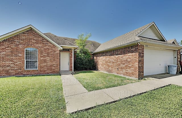 1113 Brookhaven Dr - 1113 Brookhaven Drive, Royse City, TX 75189