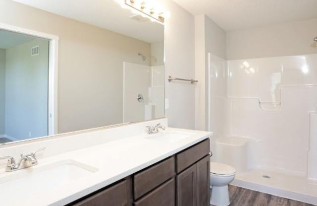 Cove at Prairie Trail Townhomes - Prairie View End Unit