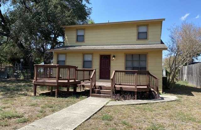 Photo of 621 Burmeister