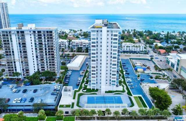 3015 N Ocean Blvd
