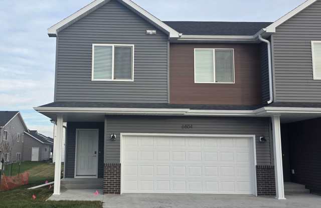 Photo of Live the Good Life in Fargo's Golden Valley Townhomes