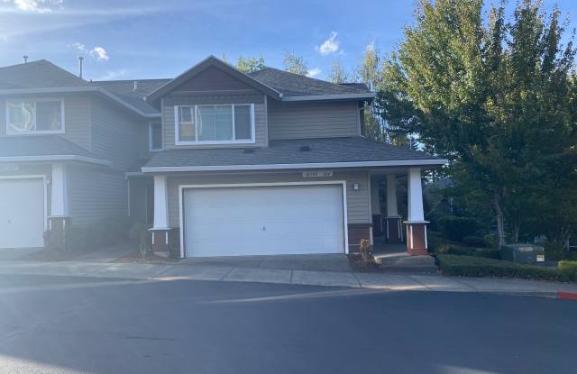 10789 SW Canterbury Ln #104