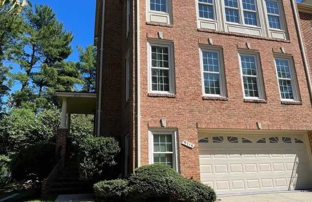 9715 WHITLEY PARK PL #TH-11