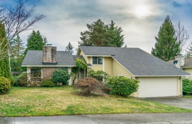 15739 SE 175th Pl - 15739 Southeast 175th Place, Fairwood, WA 98058