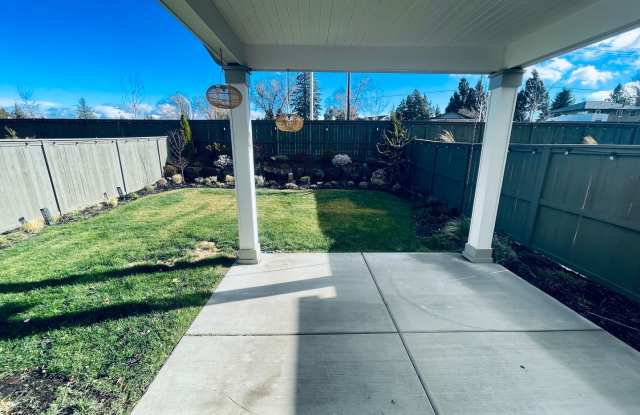 Spacious 3-bedroom and 2nd living room 2 1/2-full bath with New carpet, pad and LVT flooring