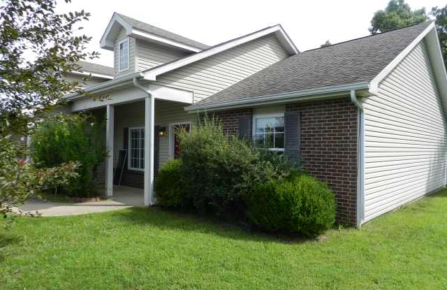 203 Casimir Ct - 203 Casimir Court, Waynesville, MO 65583