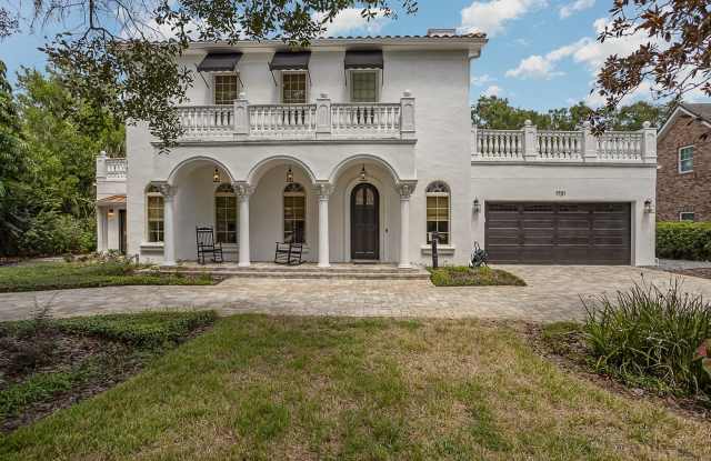 Stunning estate, with luxury upgrades, backyard oasis, 4B/3.5B in desirable Winter Park Florida!