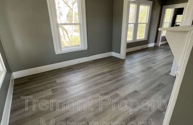 726 Henderson Avenue