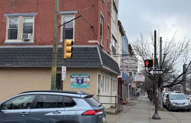 Photo of 443 W GIRARD unit: 2C