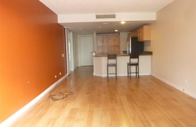 Photo of 700 Richards Street unit: 703