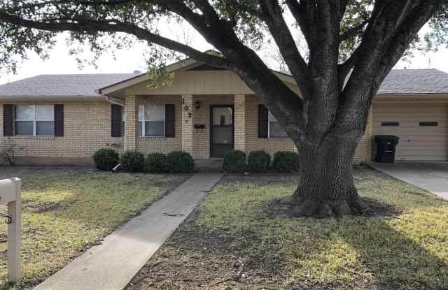 109 Broadmoor Drive